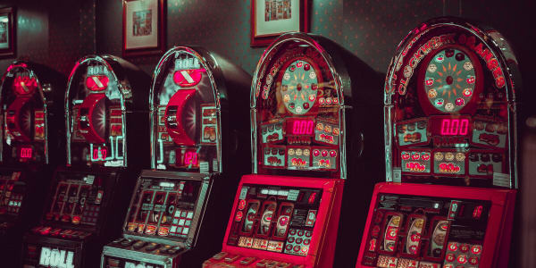 Nejlepší online kasinové bonusy, které by vás mohly zajímat, pokud s hazardními hrami začínáte