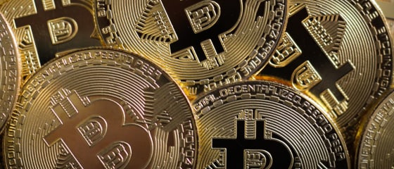 Bitcoin vs. tradiční platební metody pro online kasina: Klady a zápory